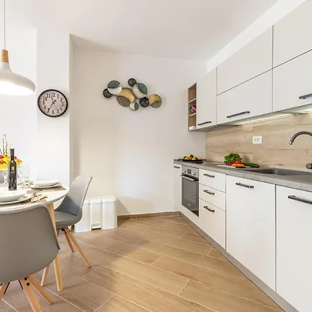 Apartament Brioni Colors