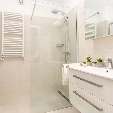 Apartament Brioni Colors *
