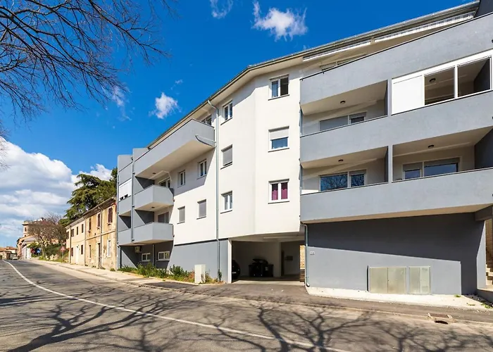 Apartman Brioni Colors *